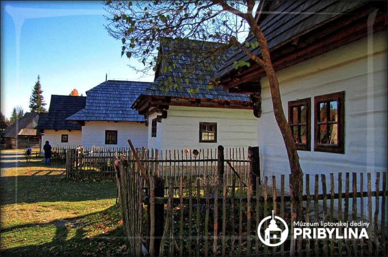 Živicová magnetka - Skanzen Pribylina - domčeky